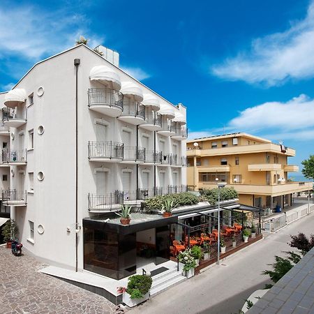 Hotel Gabriella Ρίμινι Εξωτερικό φωτογραφία